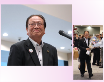 挨拶の様子、花束を持ち退庁する様子