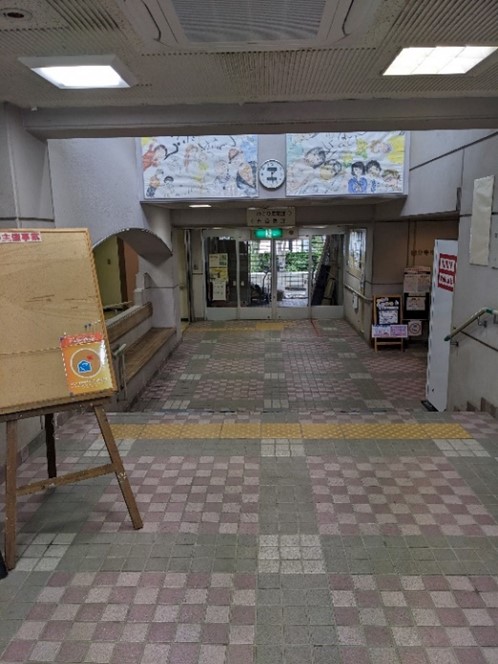 光公民館1階ロビー